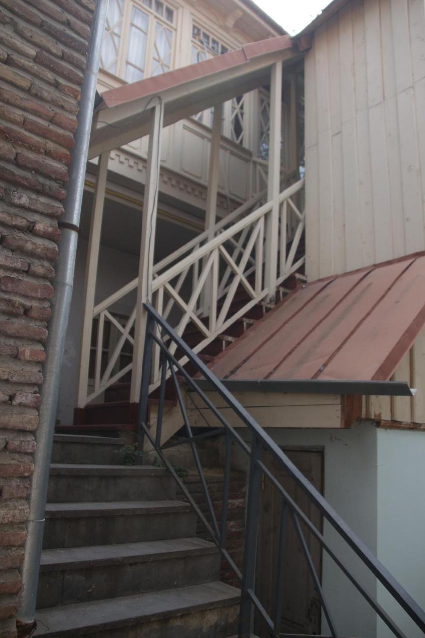Apartamento M & L Old Tiflis Exterior foto