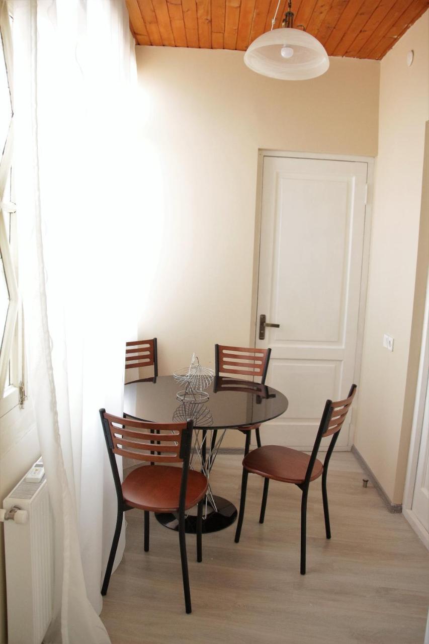 Apartamento M & L Old Tiflis Exterior foto